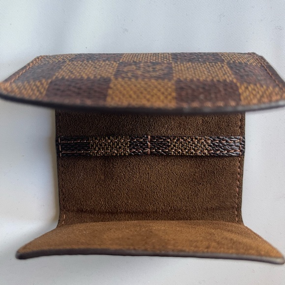 Louis Vuitton Damier Ebene Cuff Links Case - Picture 6 of 8